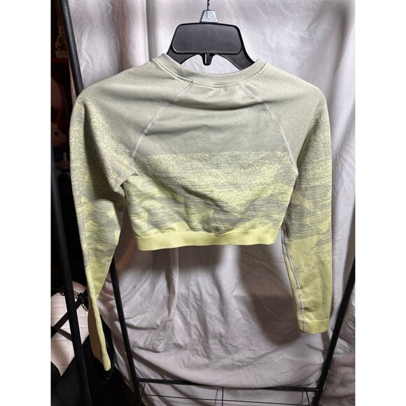 Gymshark Adapt Green Grey Ombre Women’s Crop Top - Picture 5 of 5
